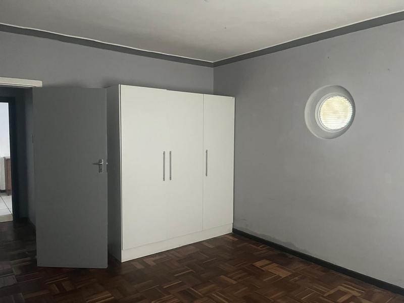 To Let 2 Bedroom Property for Rent in Gelvan Park Eastern Cape